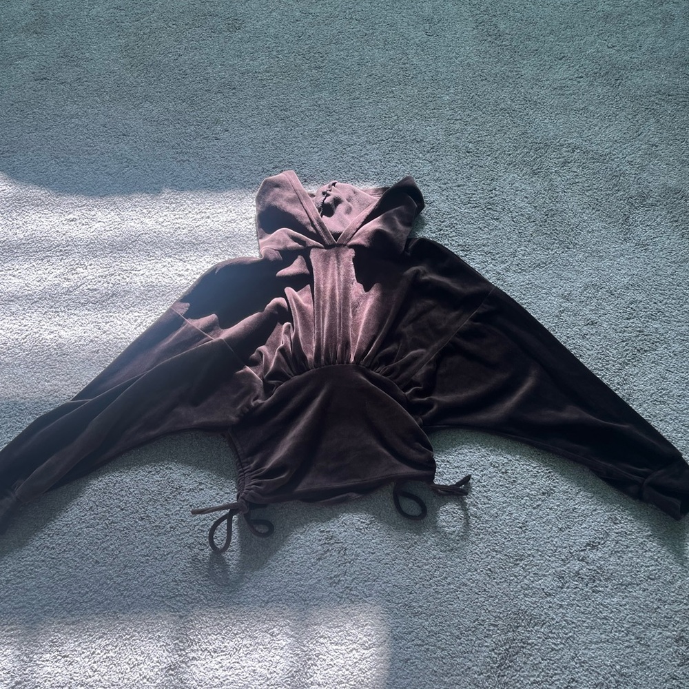 Coco+Jaimeson Brown velvet crop top with adjustable tie around the waist